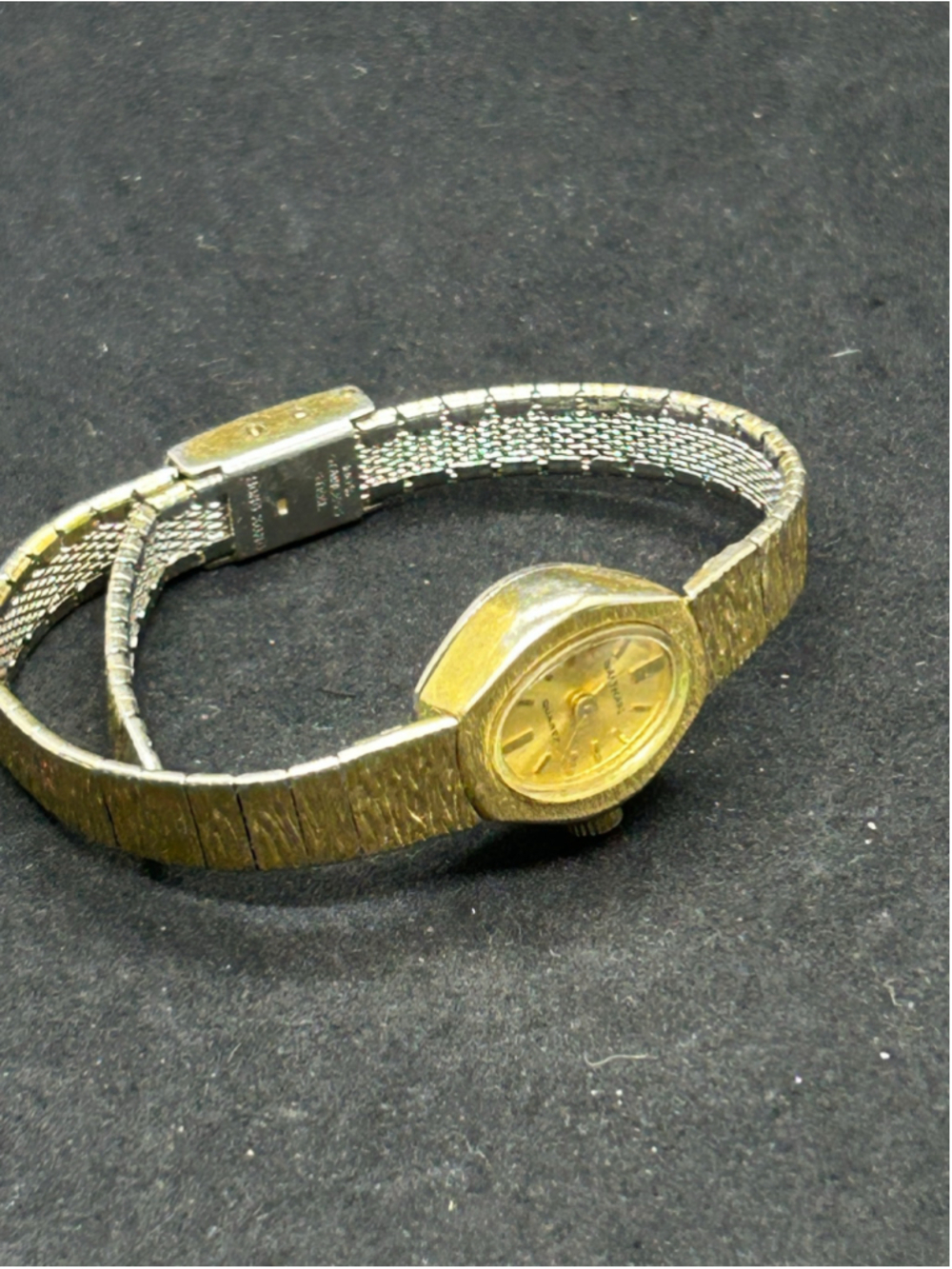 Women's Waltham Quartz Watch One Size Gold